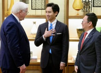 THAÏLANDE – DIPLOMATIE : Pour Berlin, la démocratie thaïlandaise est en bonne voie Pita Limjaroenrat Frank-Walter Steinmeier