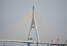 BANGKOK – INFRASTRUCTURE : Inauguration du nouveau pont sur le Chao Phraya et ouverture aux piétons Pont RAMA IX
