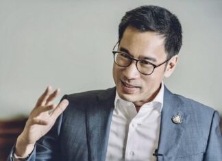 Sethaput Suthiwartnarueput