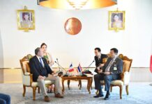 Visite parlementaires français au sénat thaïlandais