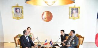 Visite parlementaires français au sénat thaïlandais