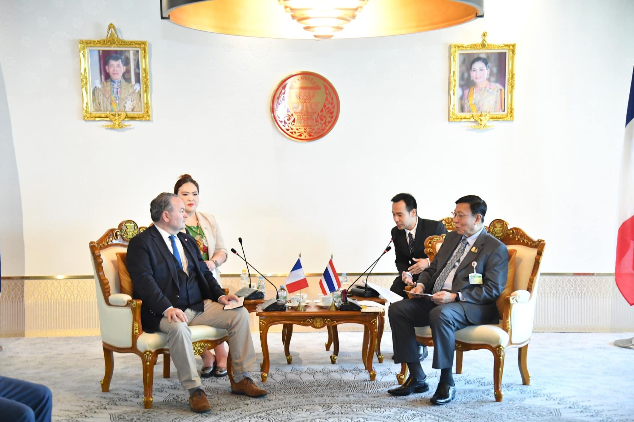 Visite parlementaires français au sénat thaïlandais