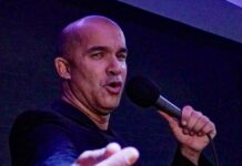 Yves Baron chanteur lyrique franco-thaï