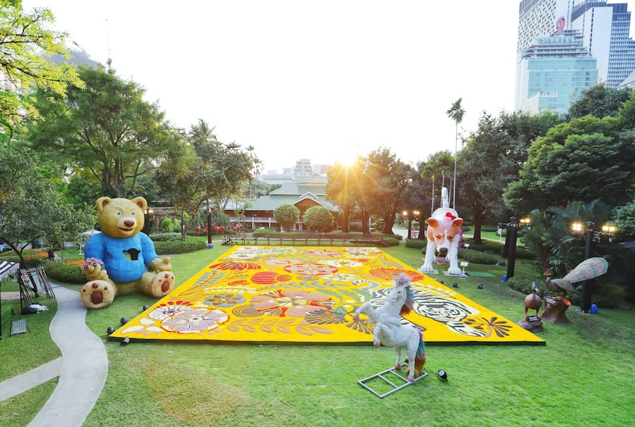 tapis de fleurs Nai lert