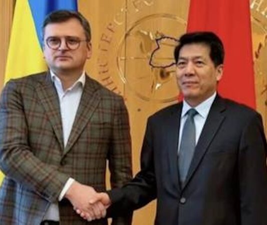 ASIE – UKRAINE : La Chine continue de défier les Occidentaux Li Hui Chine Ukraine