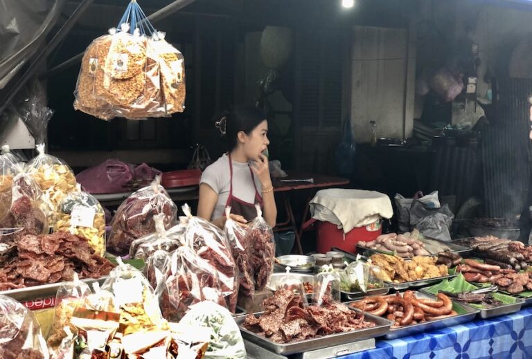 LAOS – ÉCONOMIE : La TVA passe de 7 à 10%