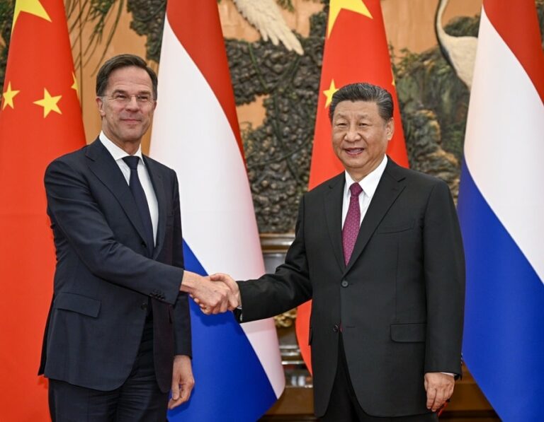 CHINE – GEOPOLITIQUE : Xi Jinping vante l’inarrêtable succès chinois