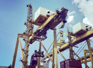 THAÏLANDE – ÉCONOMIE : Lente reprise des exportations en Thaïlande en février laem chabang port