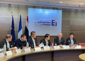 THAÏLANDE – FRANCE : Aux cotés de Sretha, l’activisme parisien du ministre des transports