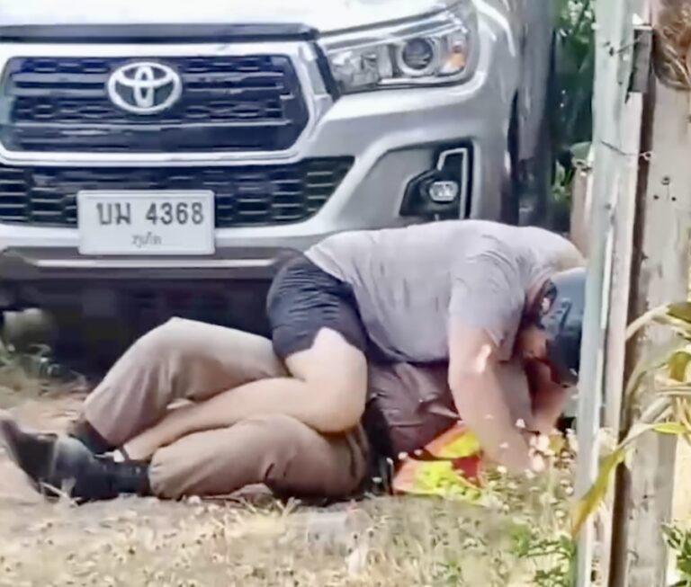 PHUKET – TOURISME : Deux touristes néo-zélandais attaquent un policier à Chalong