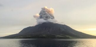 Mont Ruang volcan