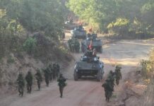 BIRMANIE – CONFLIT : Myawaddy, bien plus qu’une ville frontalière armée birmane