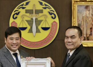 THAÏLANDE – MONARCHIE : Le retour ferme dans le Royaume du second fils du Roi se confirme Vacharaesorn Vivacharawongse