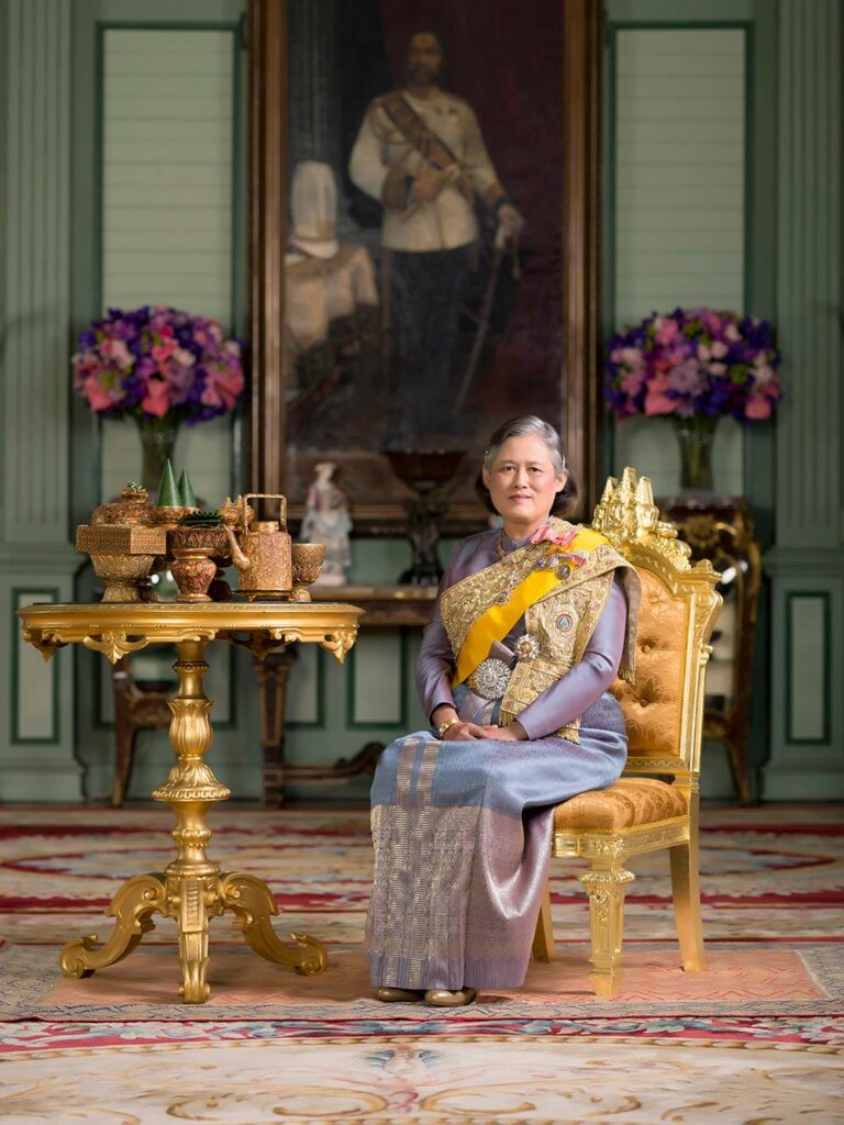 THAÏLANDE – FRANCE : Bon anniversaire à son Altesse Royale la princesse Maha Chakri Sirindhorn