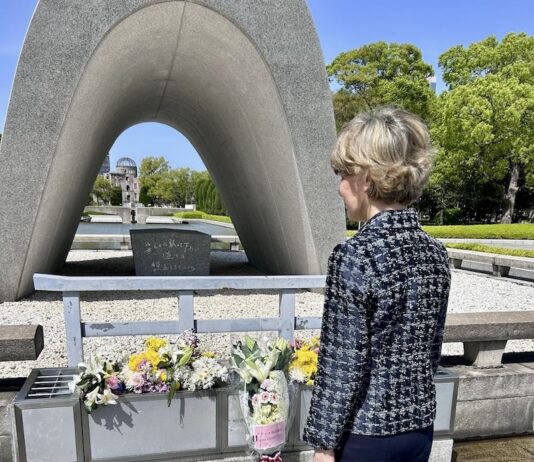 Anne Genetet Hiroshima
