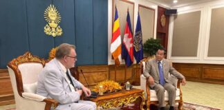 Hun sen sénat français