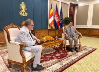 Hun sen sénat français