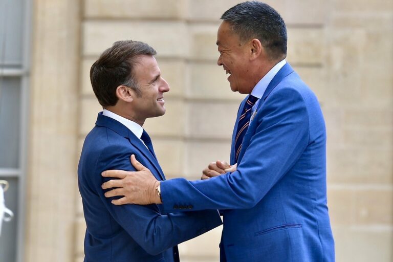 THAÏLANDE – FRANCE : Une déclaration sommaire à l’issue de l’entretien Srettha – Macron