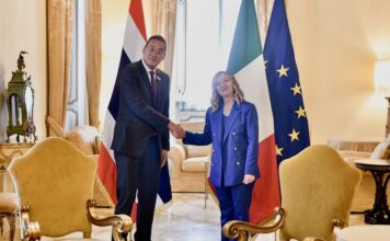 THAÏLANDE – POLITIQUE : Le premier ministre estime « fructueuses » ses discussions en Italie Srettha Thavisin et Giorgia Melonie
