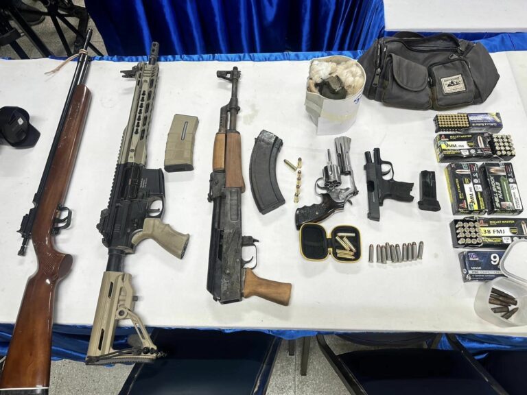 THAÏLANDE – CRIME : Quatre suspects arrêtés dans le meurtre d’un sergent de police et de son épouse