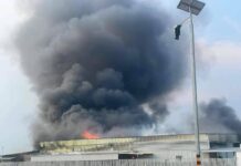THAÏLANDE – CATASTROPHE : Incendie dévastateur dans une usine de matelas incendie Ang Thong