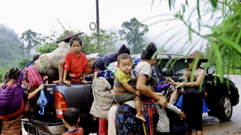 BIRMANIE – CONFLIT : L’exode des réfugiés en Thaïlande se poursuit