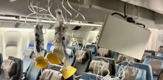 singapore airlines turbulences
