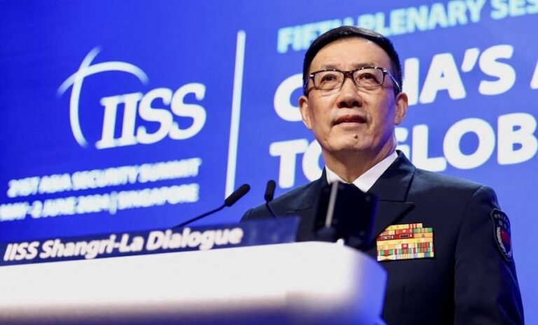 SINGAPOUR – DÉFENSE : La Chine écrasera tous ceux qui tenteront de la séparer de Taïwan