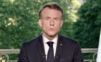 FRANCE – POLITIQUE : Vue d’ailleurs, un président ne devrait pas faire ça…