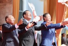 Hun Sen promouvoir la paix