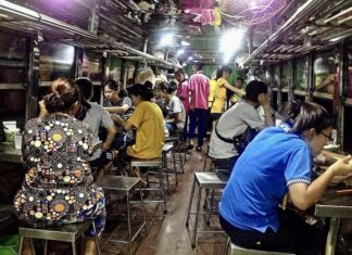 bus restaurant