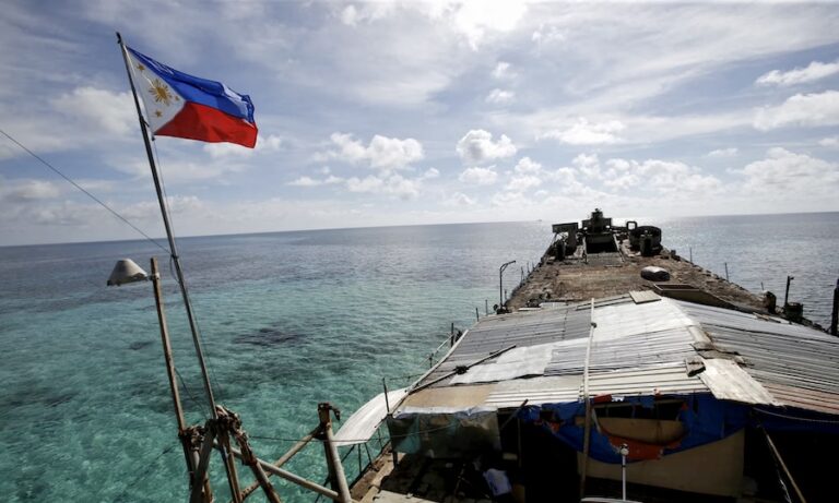 PHILIPPINES – DÉFENSE : La guerre des îlots passe par les épaves de navires