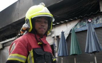 THAÏLANDE – SOCIÉTÉ : Après l’incendie de Chatuchak, les défenseurs des animaux se mobilisent pompier chatuchak