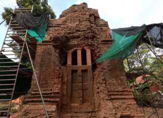 Temple Bakong restauration