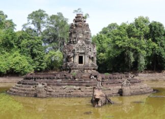 Temple Neak Poan