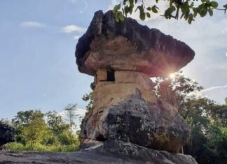 Phu Phra Bat