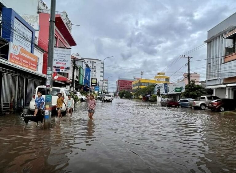 LAOS – INONDATIONS : Vientiane doit se protéger des eaux