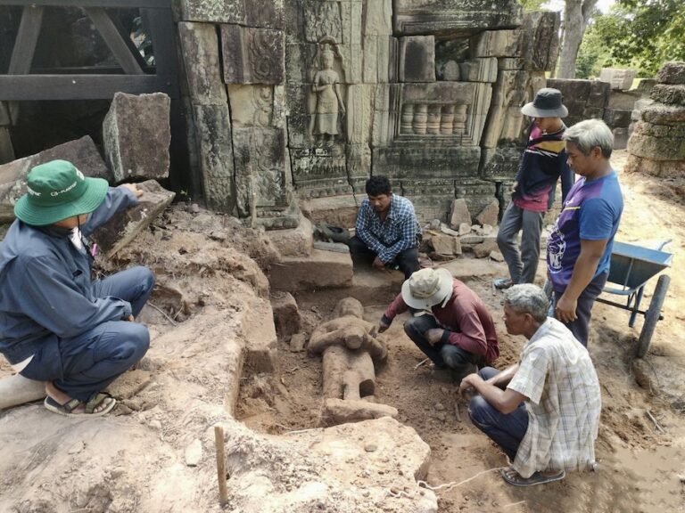 CAMBODGE – PATRIMOINE : Un Dvarapala découvert à Banteay Prei