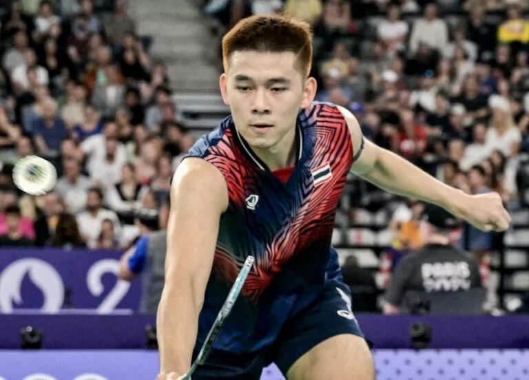 THAÏLANDE – JO PARIS 2024 : Kunlavut Vitidsarn se qualifie pour la finale du badminton