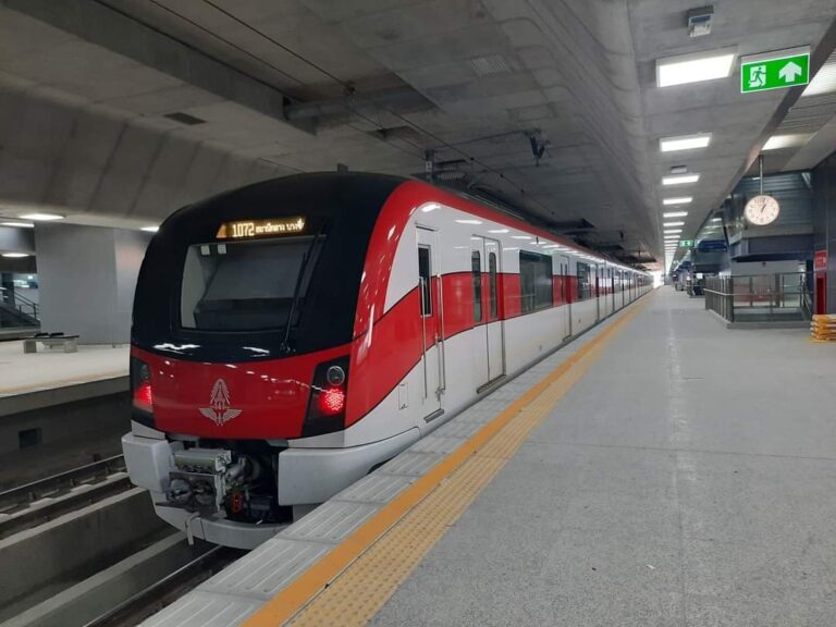 THAÏLANDE – SOCIÉTÉ : Fusion de deux extensions de la ligne de métro aérien Light Red Line