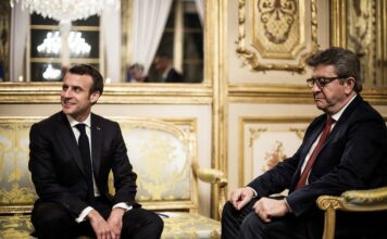 FRANCE – POLITIQUE : Vue d’ailleurs, Mélenchon – Macron, le match et le piège
