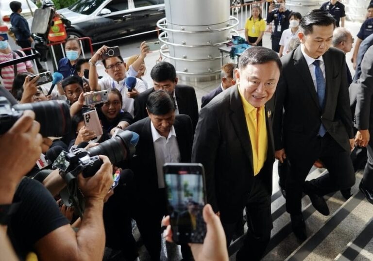 THAÏLANDE – POLITIQUE : Thaksin interdit de voyage en Indonésie