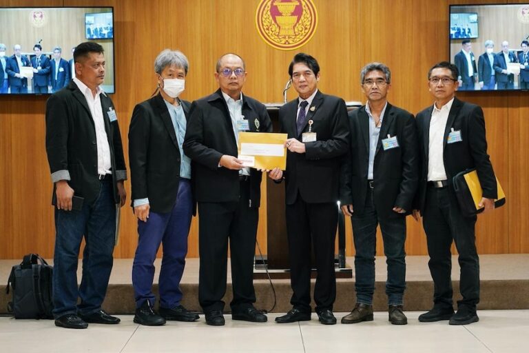 THAÏLANDE – PRESSE : Nouvelle plainte déposée contre Prawit Wongsuwan