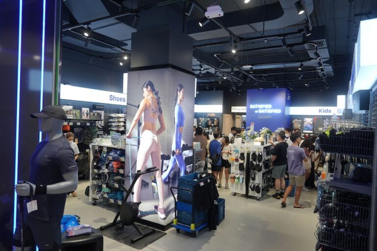 THAÏLANDE – ÉCONOMIE : Decathlon poursuit son expansion et séduit les Thaïlandais