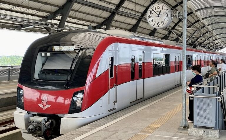 BANGKOK – SOCIÉTÉ : 20 bahts sur les lignes de métro rouge et violette, ça continue