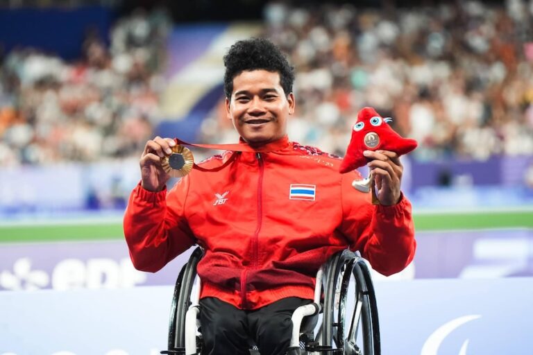 THAÏLANDE – JEUX PARALYMPIQUES : Paeyo Pongsakorn, l’éclair thaïlandais illumine le Stade de France