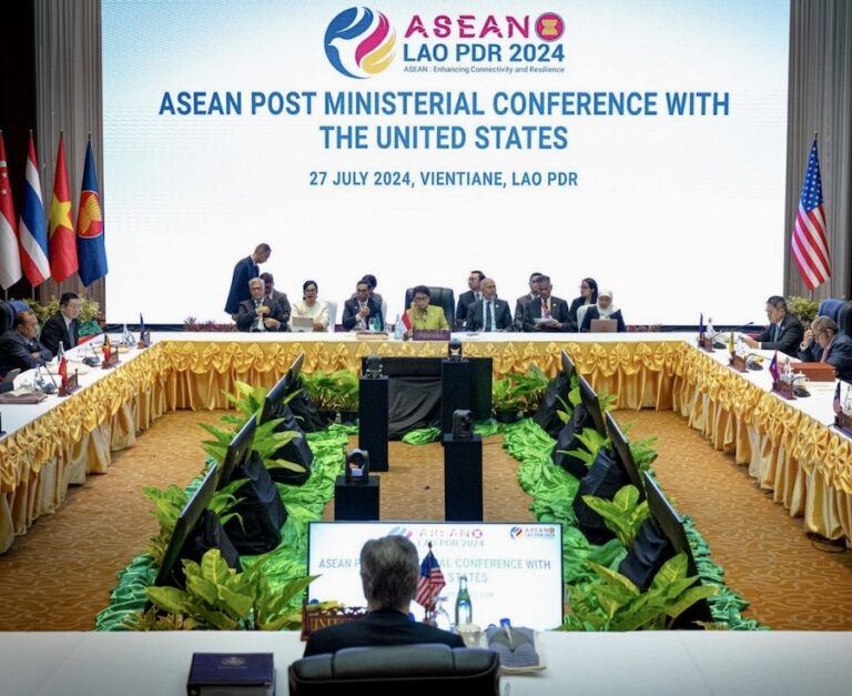 ASEAN – LAOS : Le secrétaire d’État américain Blinken arrive à Vientiane