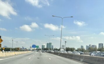 THAÏLANDE – AUTOROUTE : Les péages en baisse, les automobilistes sourient autoroute Bangkok