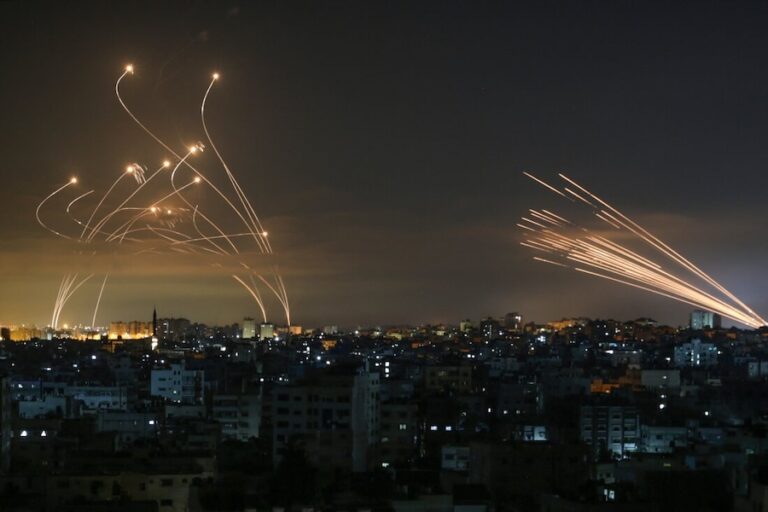 THAÏLANDE – TRAGÉDIE : Un attentat à la roquette tue des travailleurs thaïlandais en Israël