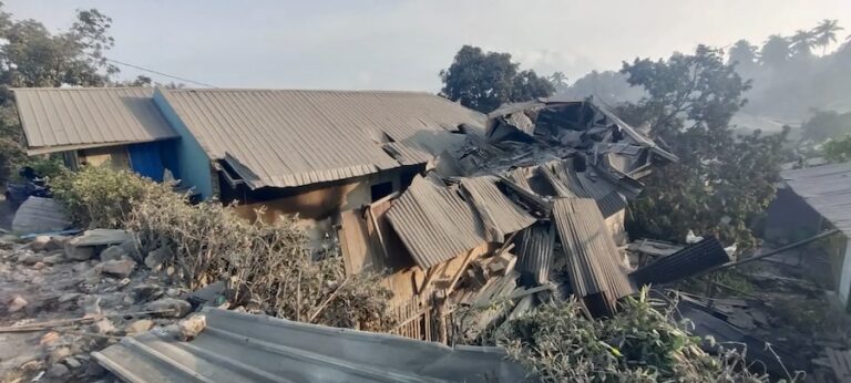 INDONÉSIE – CATASTROPHE : L’éruption du volcan Lewotobi Laki-Laki tue dix personnes